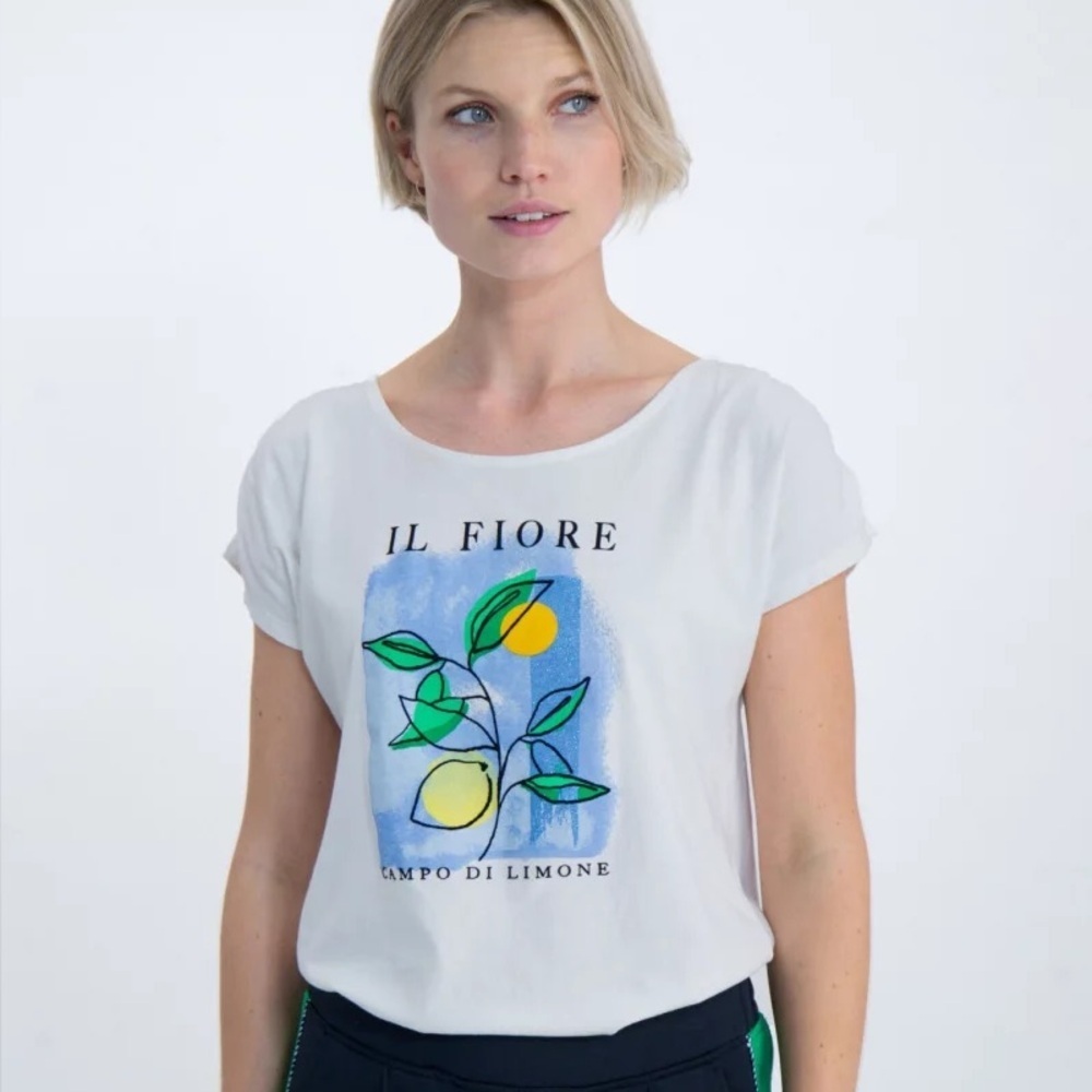 Garcia | women's small White fruit italian graphic T-Shirt